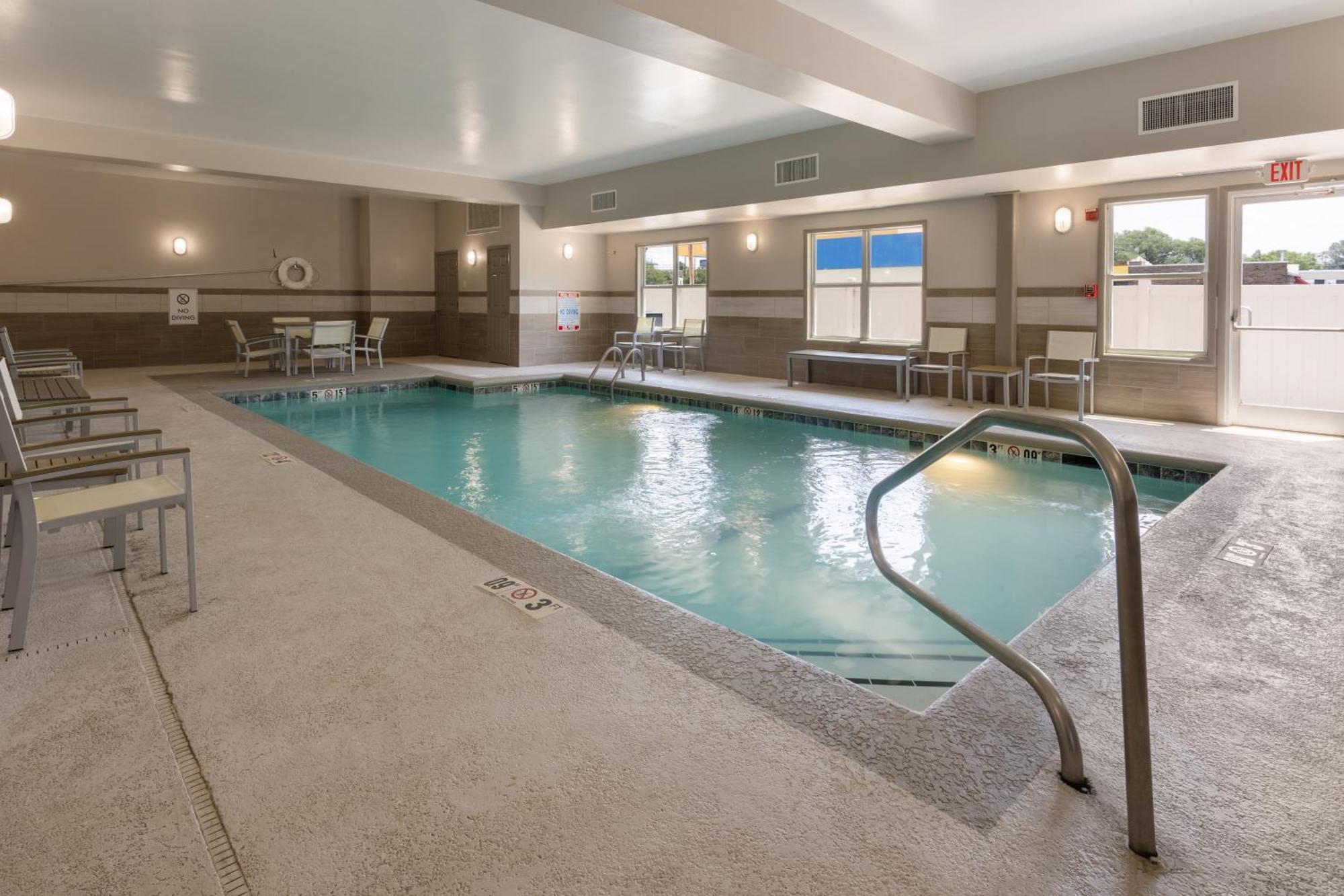 Country Inn & Suites By Radisson, Valdosta, Ga מראה חיצוני תמונה